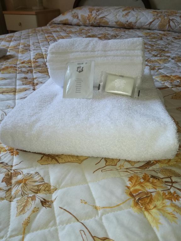 Hotel Belvedere Lovere Luaran gambar