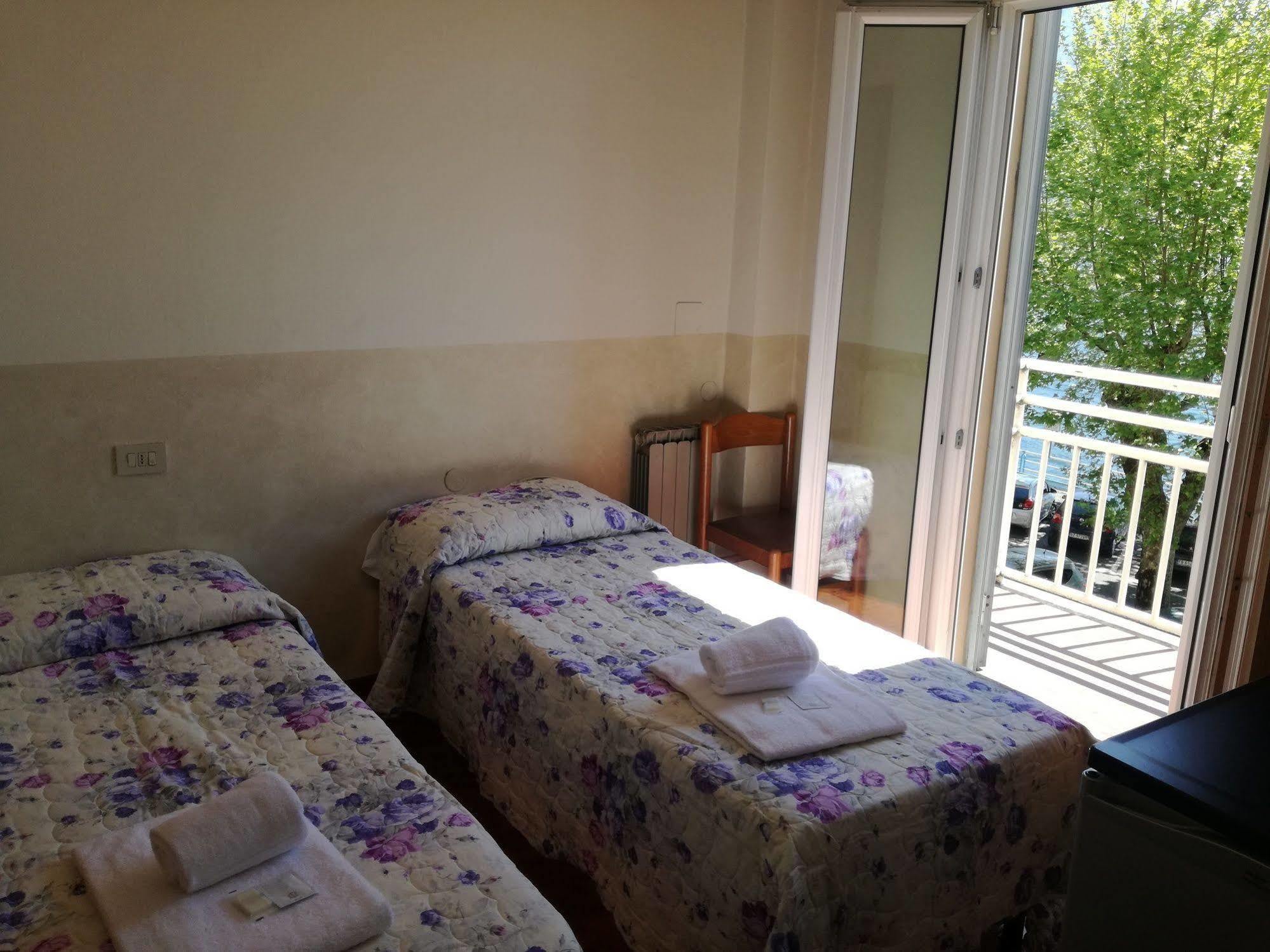 Hotel Belvedere Lovere Luaran gambar