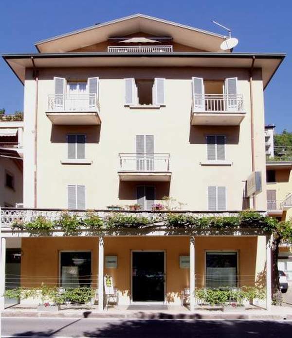 Hotel Belvedere Lovere Luaran gambar