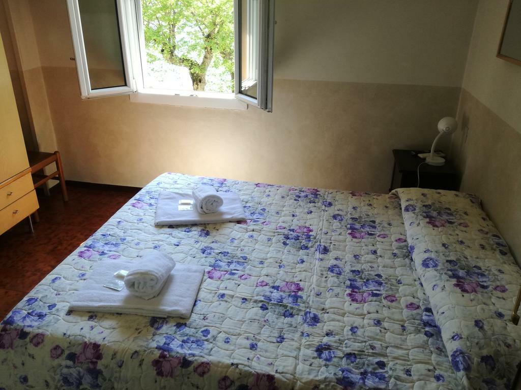 Hotel Belvedere Lovere Luaran gambar